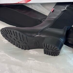 Blondo Women’s Waterproof Sierra Black Leat Over the Knee Boots Size 9 1/2